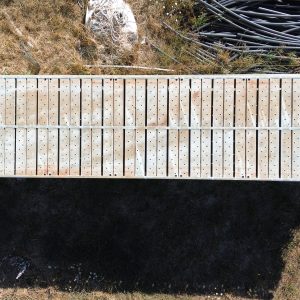 Pasillo plataforma galvanizada 2,0 x 9,35mts, 840kgs - Primera Selección