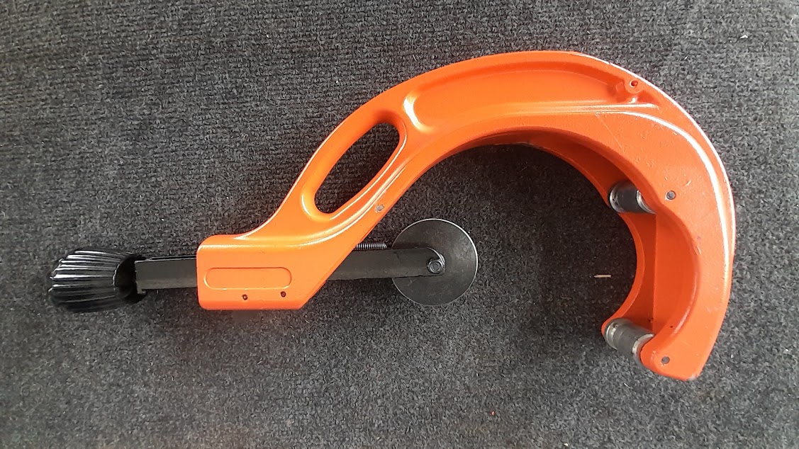 Cortador Profesional de Tuberías HDPE 110 a 160mm - Imagen 3